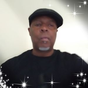 Meet your Posher, Lonnie